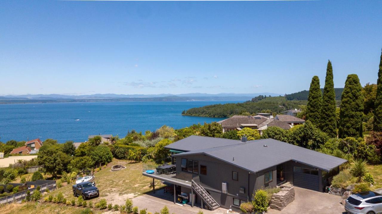 Acacia Bay Bach - Views, Spa & Serenity - Taupo Ngoại thất bức ảnh